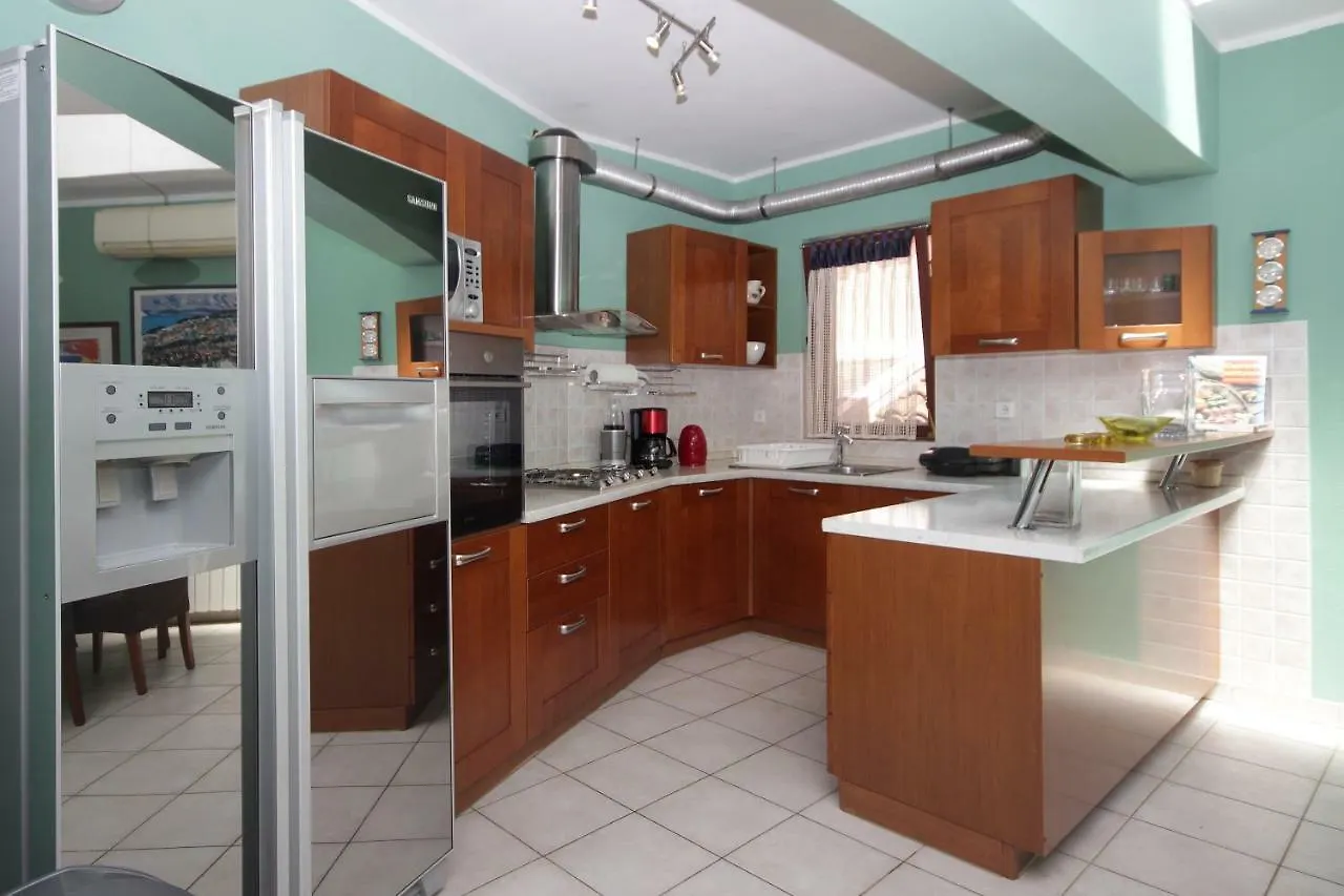 Apartments Mirna プーラ